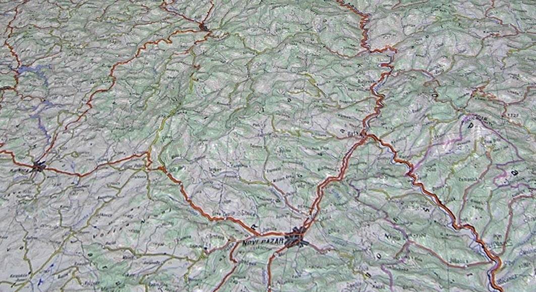 Reljefna pregledno-topografska karta 1:300.000